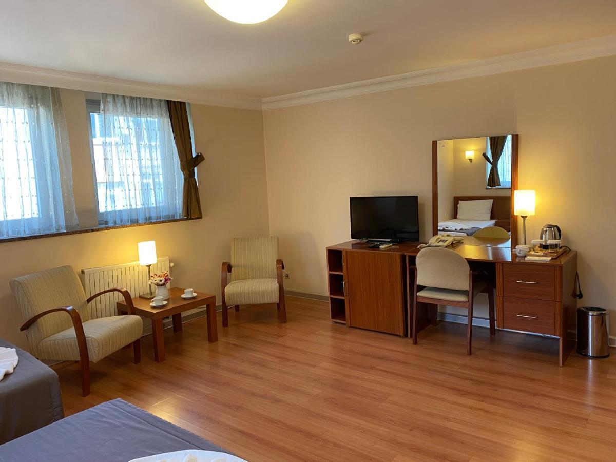 Otel Triada Gayrettepe 3*